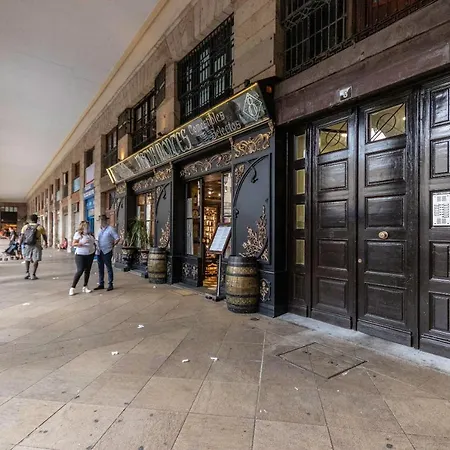 Plaza Nueva 8