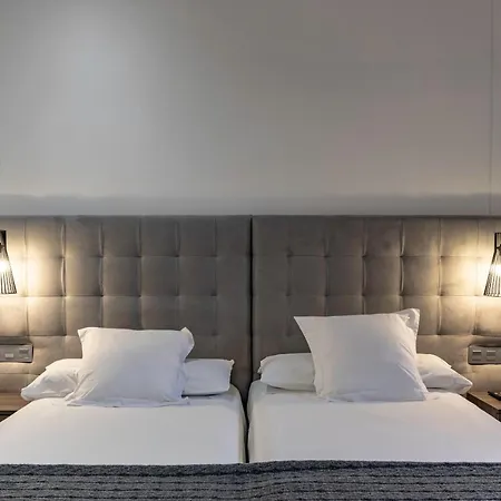 Homestay Plaza Nueva 8 *