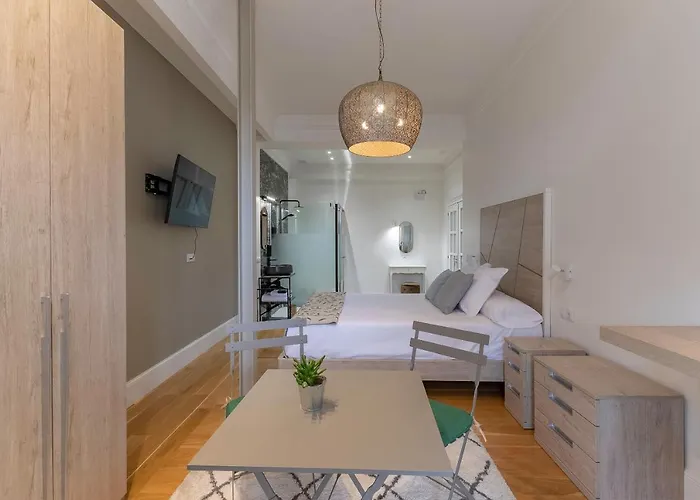 Homestay Plaza Nueva 8 *